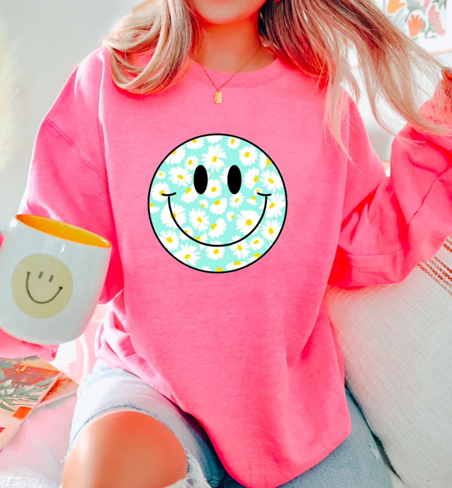 Daisy Smiley Face Sweatshirt | Flowers | Summer