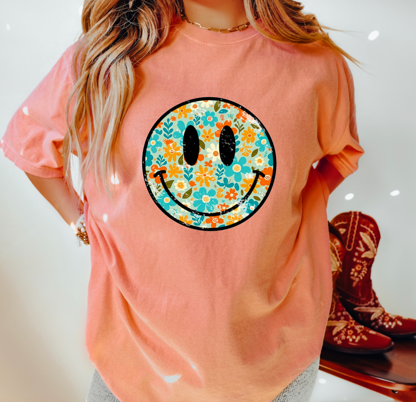 Boho Smiley Face Smiley Graphic Tee