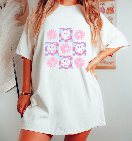 Retro Floral Checkerboard Gildan T-Shirt