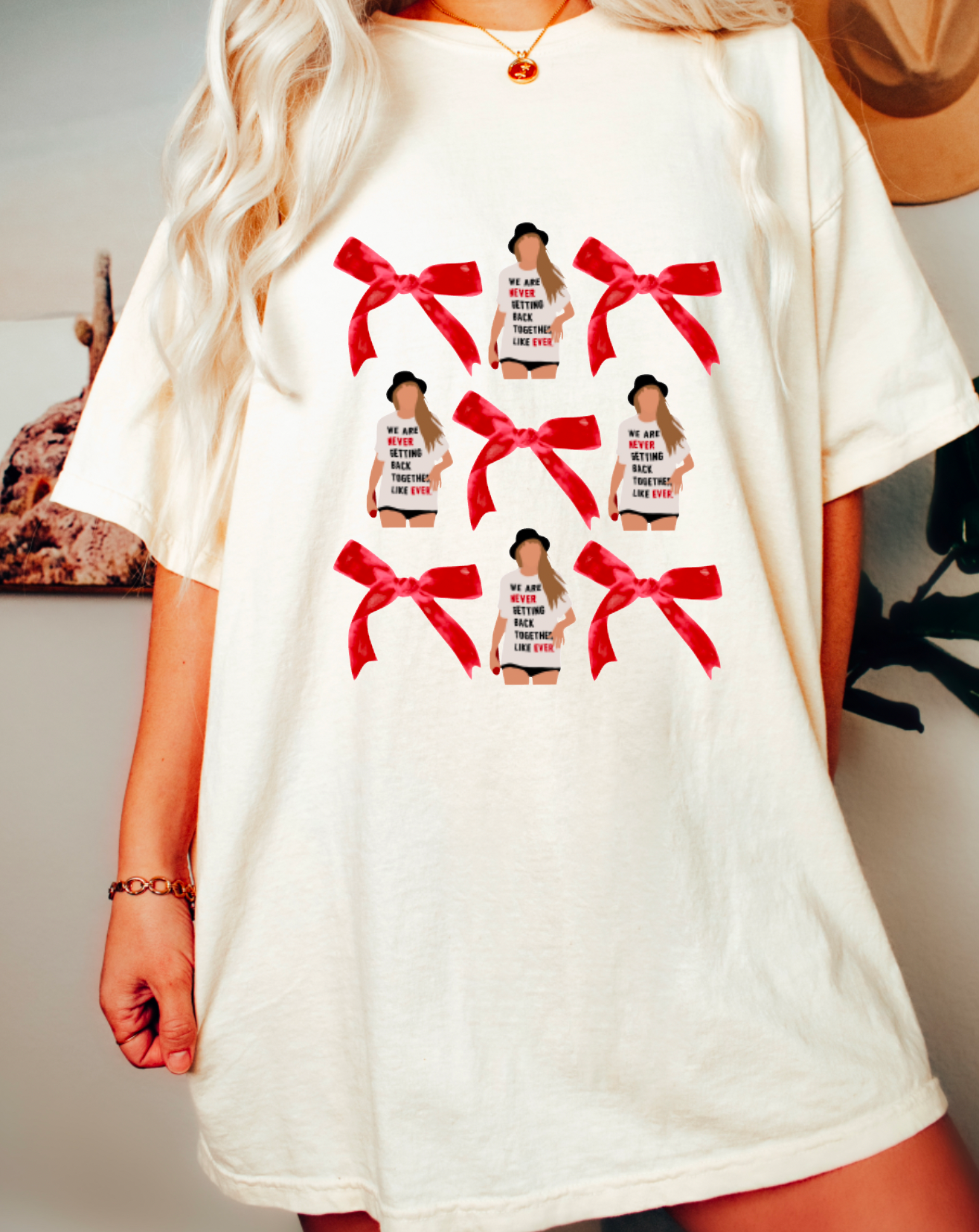 Taylor Swift Coquette Red Bows Graphic Tee | Taylor Swift