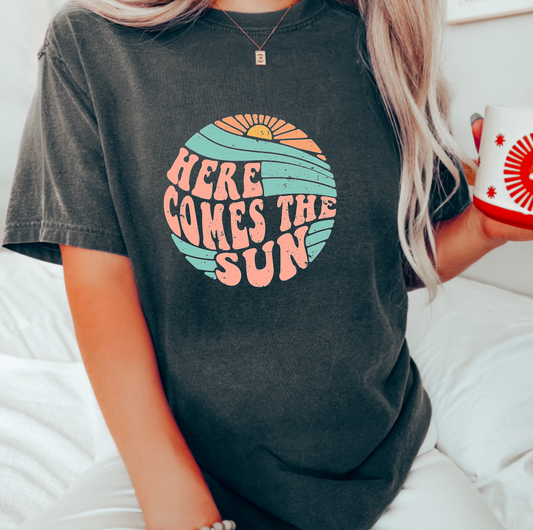Here Comes The Sun Graphic Tee | T-Shirts| Summer T-Shirt